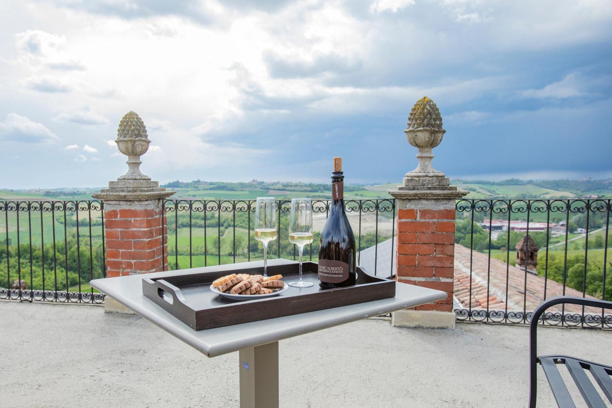 Olivola Apartments Frassinello Monferrato Bagian luar foto